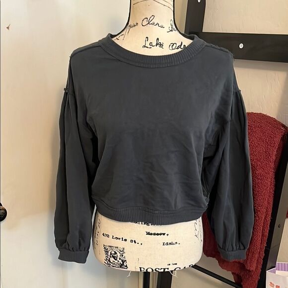 Anthropologie Pilcro Gray Open Back Tie Distressed Sweatshirt Boho Modern Casual - Picture 4 of 16